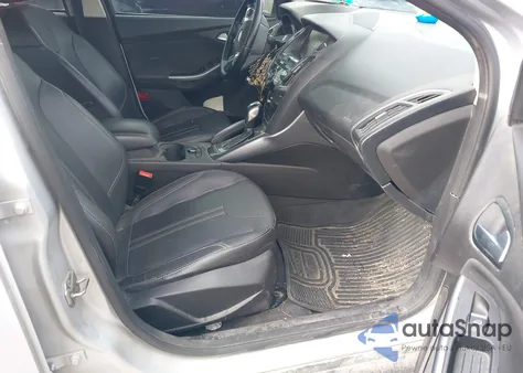 2013 Ford Focus Titanium z USA, uszkodzony, nr VIN 1FADP3N29DL194224